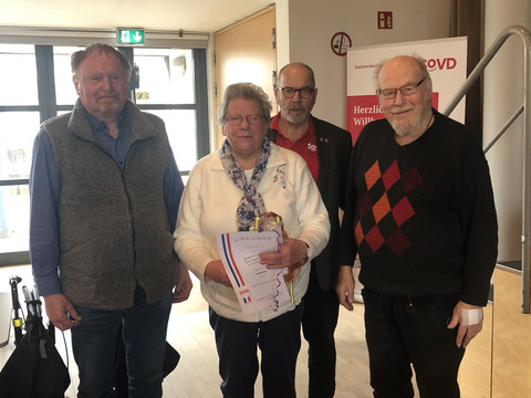 Unser Vorsitzender Engelbert Unterhalt ehrte unsere langjährigen Mitglieder Klaus Rosenkranz 25 Jahre, Hedwig Weber 40 Jahre und Rolf Prieß für 20 Jahre Mitgliedschaft.